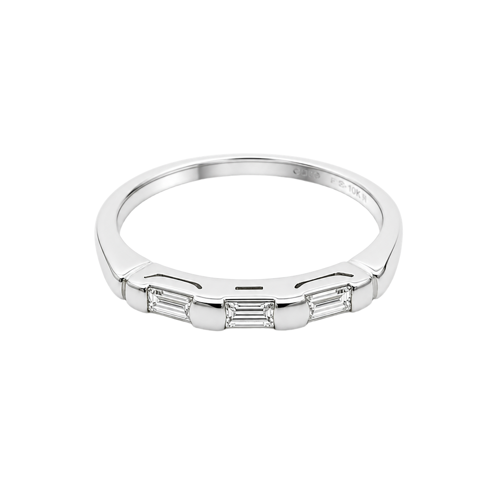 14K White Gold Diamond Ring