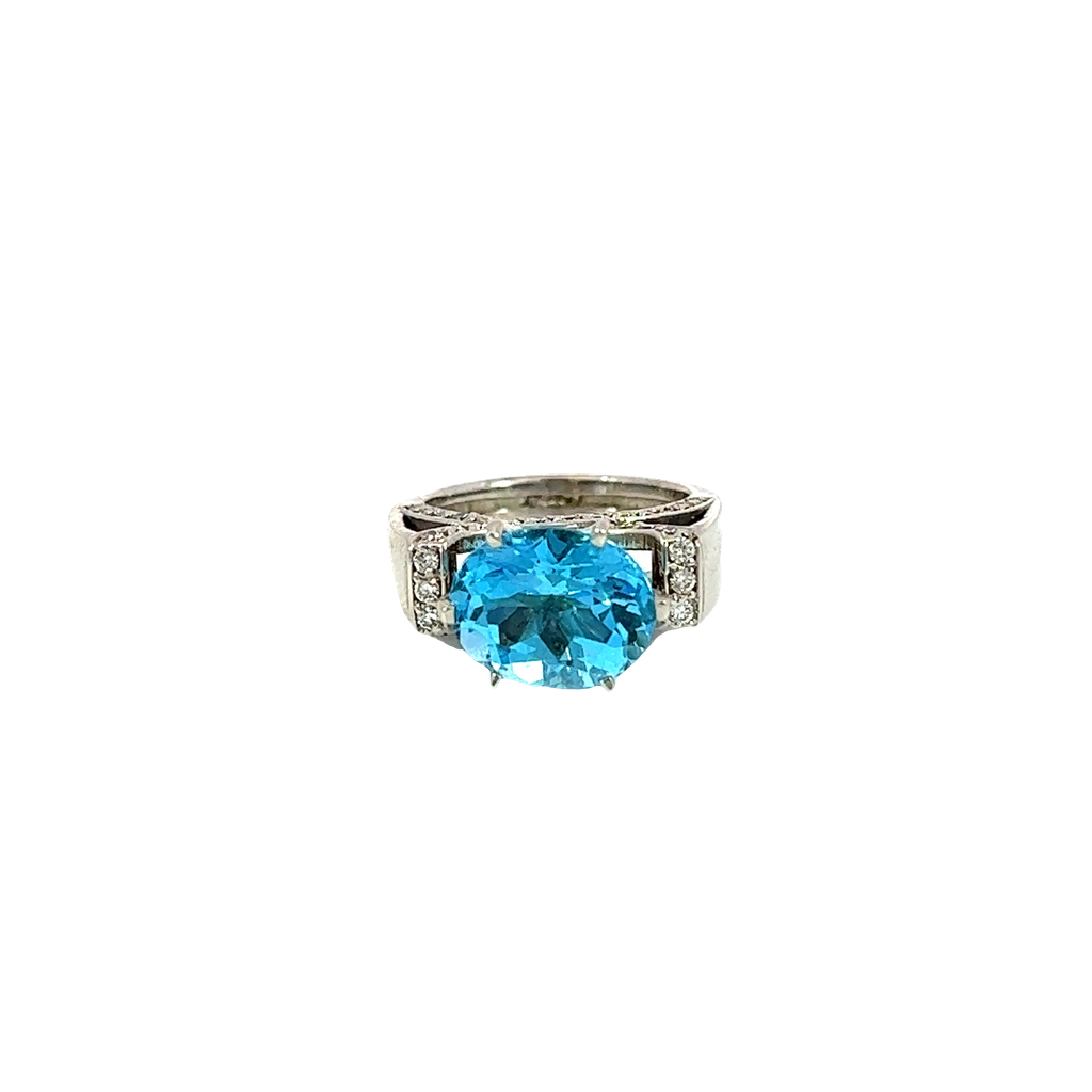 14K White Gold Diamond and Topaz Fashion Ring