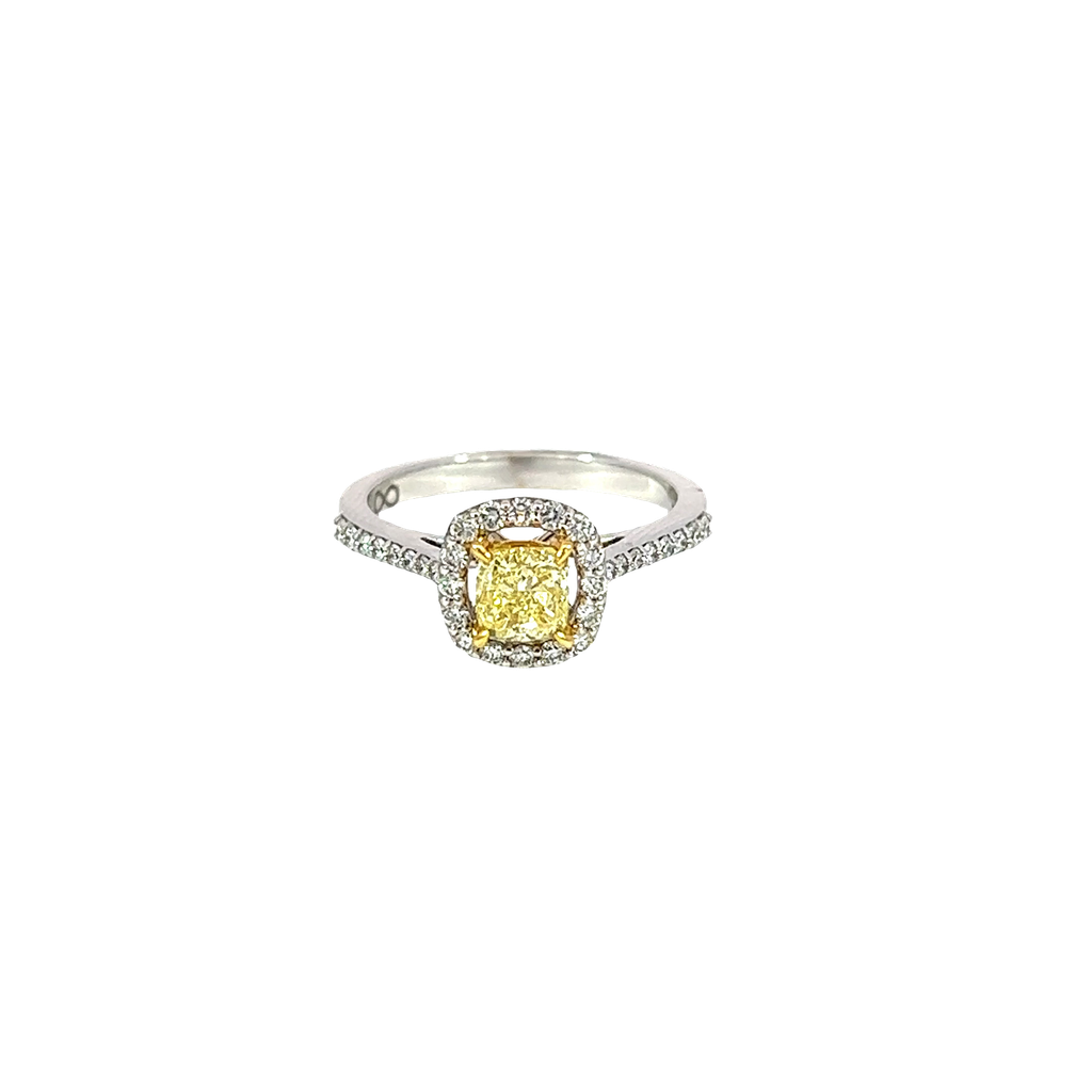 18K White Gold Diamond Engagement Ring