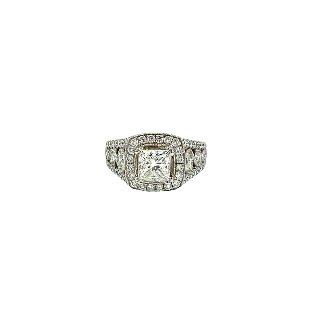18K White Gold Diamond Engagement Ring