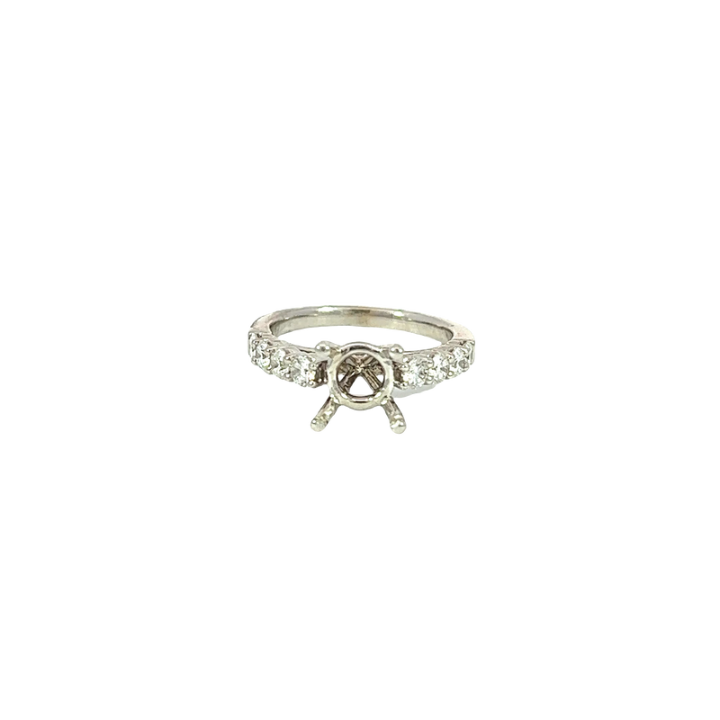 18K White Gold Diamond Engagement Ring