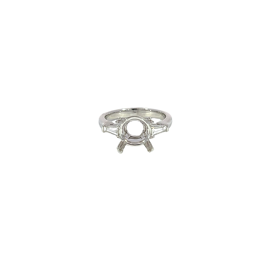 18K White Gold Diamond Engagement Ring