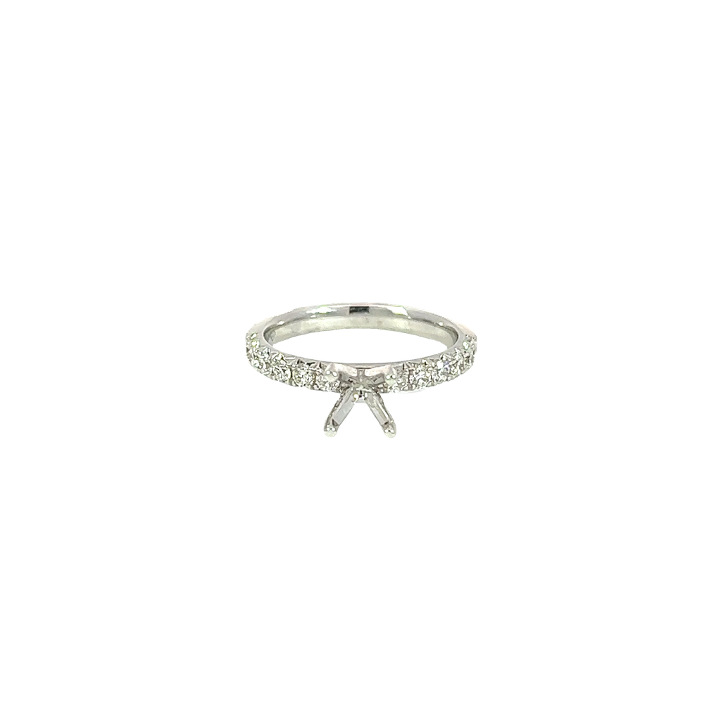 18K White Gold Diamond Engagement Ring