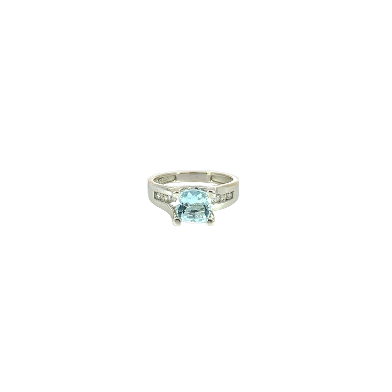 14K White Gold Aquamarine and Diamond Ring